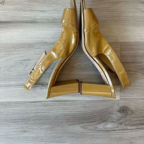 Kate Spade Tan Patent Leather Heels - Picture 7 of 11